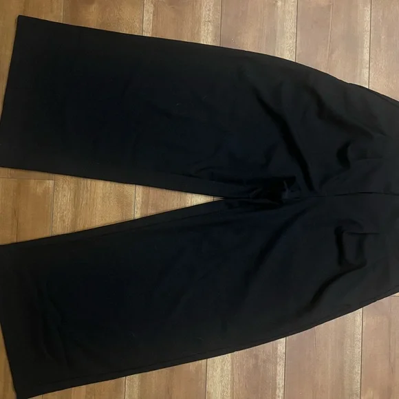 Women's work pants bundle - Picture 5 of 8